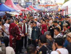 Warga Tumpah Ruah di Pembukaan Pekan Kuliner Cap Go Meh Pontianak