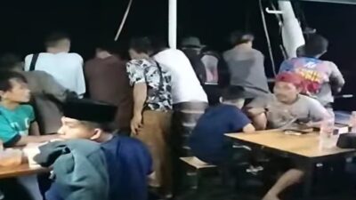 Penumpang KM Bukit Raya Tujuan Surabaya – Pontianak Lompat ke Laut, Diduga Bunuh Diri Akibat Cek Cok dengan Istri