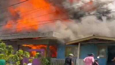 Mes DLHK Kalbar di Sanggau Terbakar