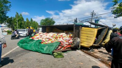 Dua Truk Alami Laka Lantas di Ayani II Kubu Raya