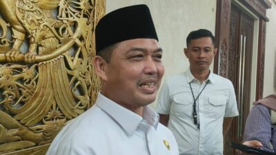 Kalbar Ekspor Beras 1.000 Ton ke Sarawak Malaysia