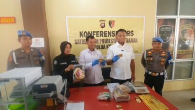 Polisi Sita 47 Batang Emas dari Sebuah Ruko di Perdana Square Pontianak