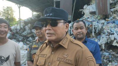 Menahun Cemari Muka Daerah, Bupati Sujiwo Tegur Langsung Pengelola Usaha Sampah