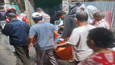 Seorang Pria Tewas dengan Mulut Berbusa di Kawasan Pasar Tengah Pontianak