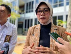 Kadisdikbud Kalbar akan Berikan Sanksi Tegas bagi Sekolah yang Jual Seragam dan Buku