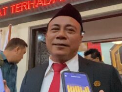 Krisantus Minta Pengurukan Lima Sungai Besar, Targetkan Tambah PAD Kalbar
