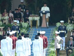 Berjalan Khidmat! Presiden Prabowo Pimpin Langsung Upacara Detik-Detik Proklamasi HUT RI ke-80 di Istana Merdeka