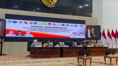 Kalbar Jadi Penyumbang Titik Api Terbanyak, Pemerintah Targetkan Pemulihan Lima Hari