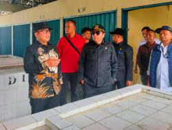 Lasarus Tinjau Kawasan Kumuh di Kubu Raya, Anggarkan Rp 8,7 M untuk Penataan Lingkungan