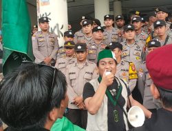 HMI Cabang Pontianak Tuntut Ketua DPRD Kalbar Tanggung Jawab Atas Tindakan Represif Aparat
