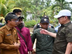 Bupati Romi Pastikan Perbaikan Sementara Ruas Jalan Desa Mas Bangun dan Jembatan Desa Banyu Abang