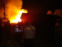 10 Rumah di Batu Ampar Hangus Terbakar, Kerugian Ditaksir Mencapai Rp1 miliar