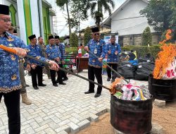 3.560 Layangan Hasil Razia Satpol PP Pontianak Beserta Peralatannya Dimusnahkan