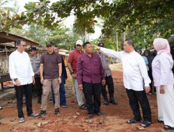 Potensi Emas di Perbatasan, Ria Norsan Dorong Infrastruktur Wisata di Pantai Temajuk